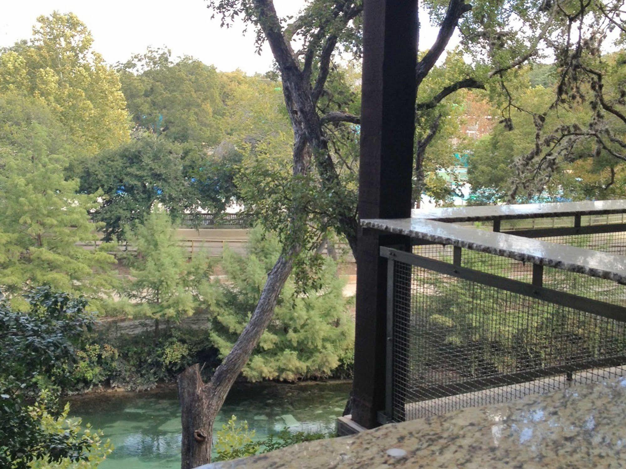 The Resort At Schlitterbahn New Braunfels Exterior foto